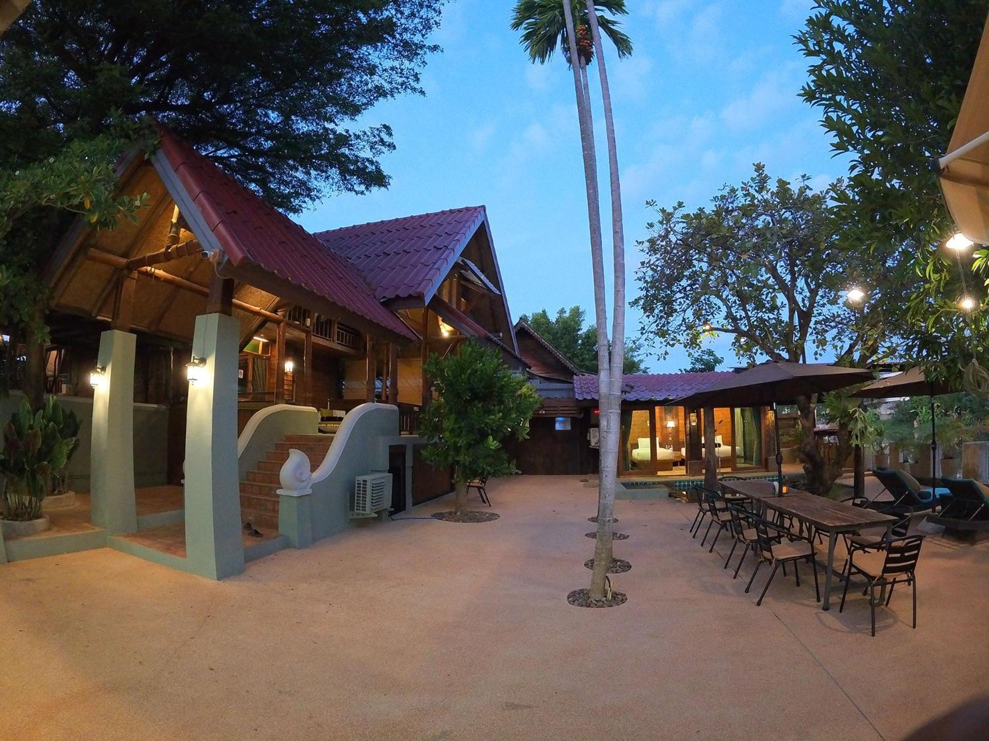 Tolani Riverside Villa เชียงใหม่ ภายนอก รูปภาพ